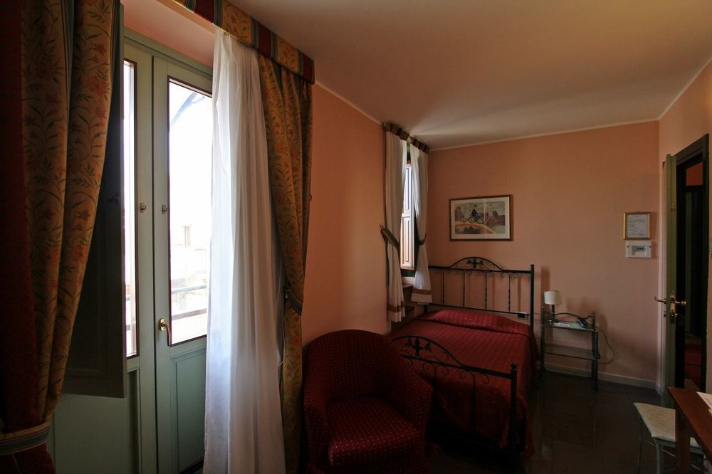 Hotel Posta Syracuse Esterno foto